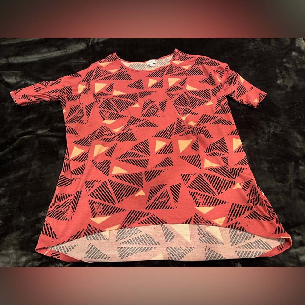 Lularoe tunic